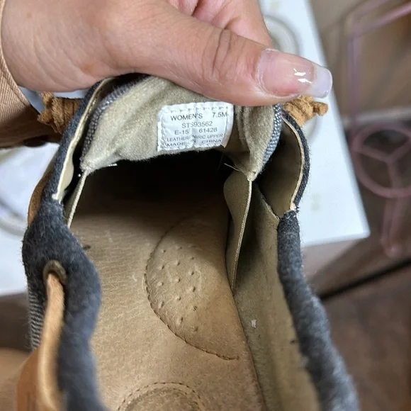 Grey tan and navy blue sperrys pro -sider - Picture 7 of 9